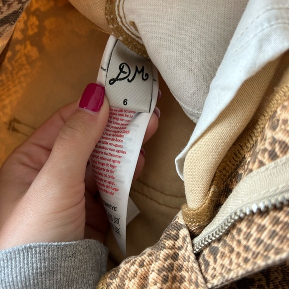 Damson Madder Cargo Snake Print Pants - Picture 4 of 5